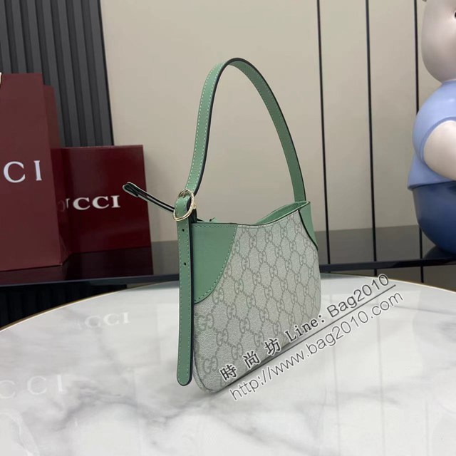 Gucci專櫃古馳最新款Emblem系列超迷你肩背包腋下包 jh2639型號：820696